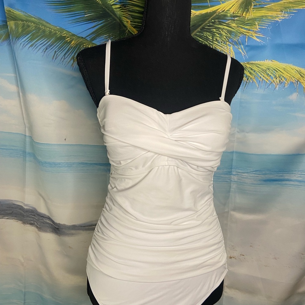 Relleciga Women’s White One Piece Swimsuit Size Medium NWT Designed In Paris